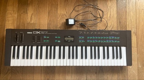 Yamaha dx27 digital keyboard - yamaha,