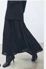ZARA WOMAN NWT FW24 Black MIXED PLEATED KNIT SKIRT SIZE S 