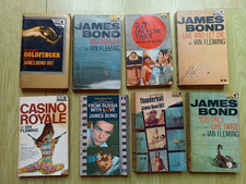 8 James Bond 007 Vintage Pan Books Matching Covers Ian Fleming 1960's