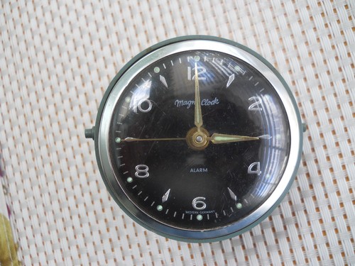 Vintage magna dashboard - dashboard, clock
