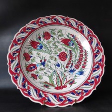 LARGE IZNIK TURKISH HAND