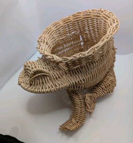 Vintage 70s wicker - 70s, toad