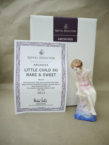 Royal doulton little child - ,