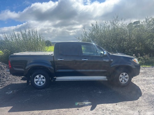 Toyota hilux double cab - hilux,