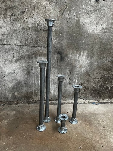 Galvanised pipe leg - galvanised, two