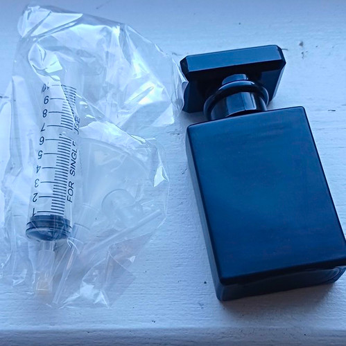 Black square refillable - black,