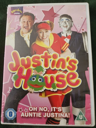 Justins house its - oh, auntie