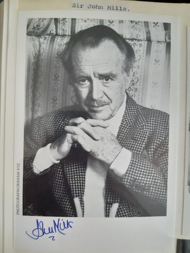 John mills signed photo - john,