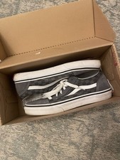 Vans Old Skool Shoes Size 5