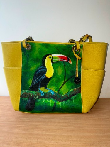 Laura ashley leather - laura,