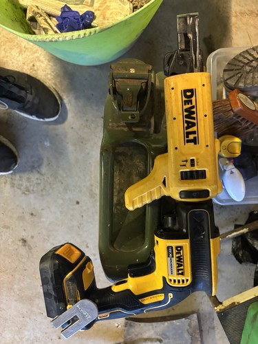 Dewalt dcf620p2k 18v autofeed - 18v,