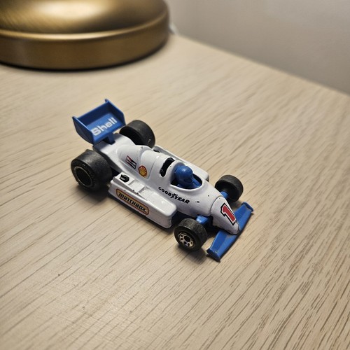 Matchbox racer race car - race,