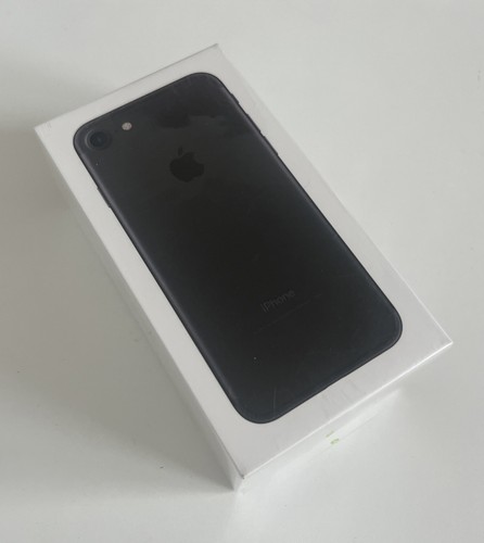 New sealed apple iphone 7 - iphone,
