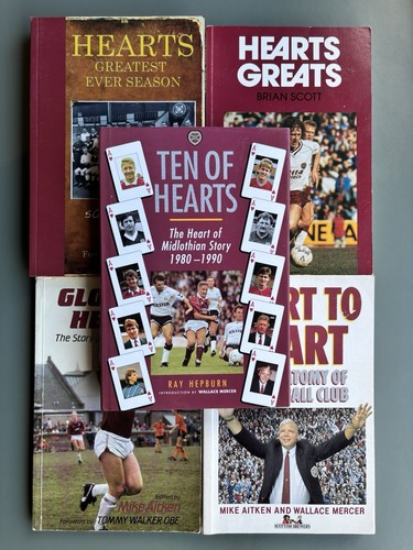 Heart midlothian football - heart, of