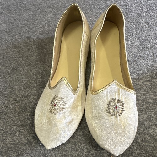 Women gold brocade - gold, beaded