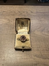 9ct yellow gold ladies garnet