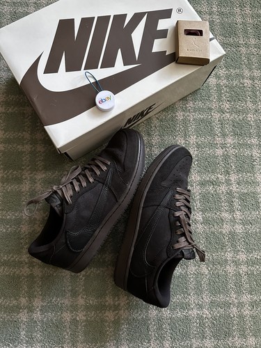 Travis scott nike jordan 1 - jordan,