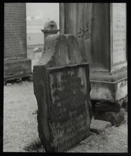 VINTAGE Magic Lantern Slide CANONGATE CHURCHYARD GRAVE EDINBURGH C1930 PHOTO 