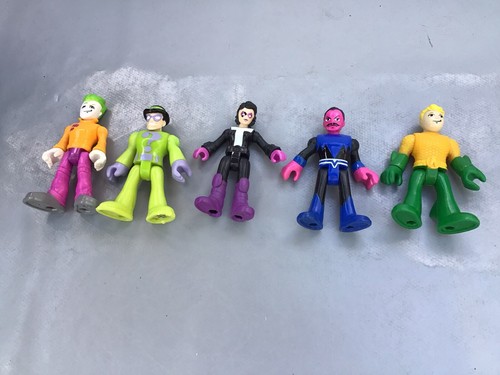 Imaginext figures bundle - figures,