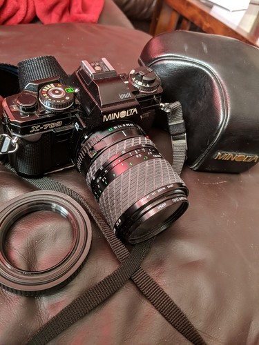 Minolta 700 camera - x'-700,