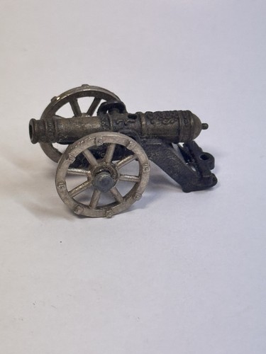 Vintage cast metal - cast,