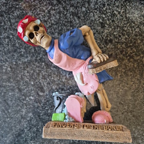 Inch ceramic figurine - 8.5,