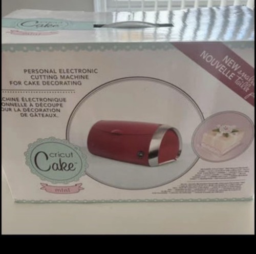 Cricut cake mini - cake,