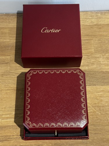 Cartier red watch presentation - cartier,
