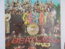 The Beatles – Sgt. Peppers Lonely Hearts Club Band – Gatefold Sleeve Vinyl Album