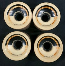 Globe "United by Fate"