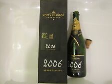 Moet Chandon Champagne 2002 &