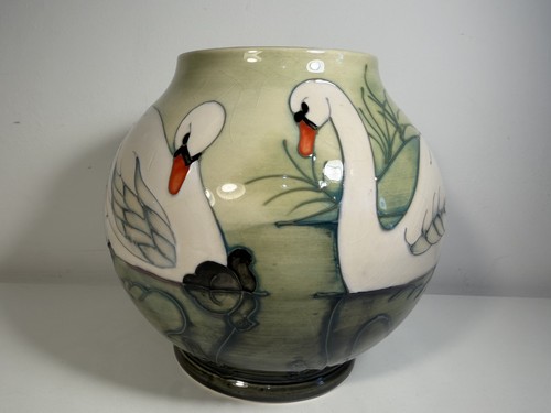 Moorcroft swans swan lake - swans,