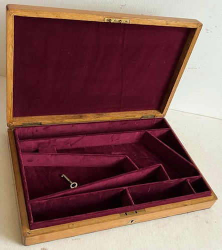 Antique oak case - oak, a