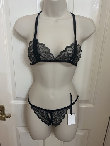 Bnwot black lace - black, crotchless