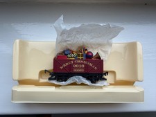 Hornby Christmas Wagon 2016