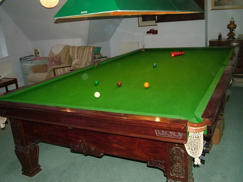 Full size antique snooker - size,