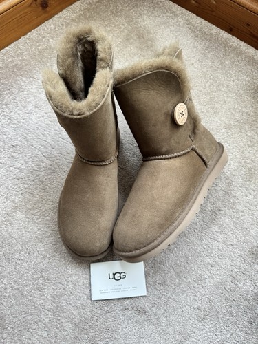 Genuine ugg boots - genuine, w