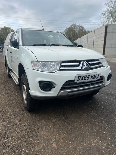 2015 mitsubishi l200 - mitsubishi,