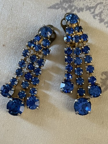 Vintage vibrant blue - vibrant,