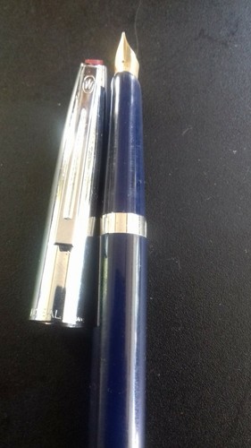 Fountain pens - fountain, pens.