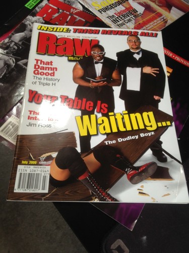 Wwf wwe raw - raw, magazine