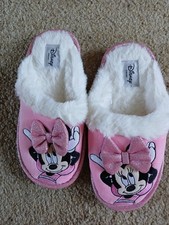Disney Minnie Mouse Pink  Slippers Size  3/4