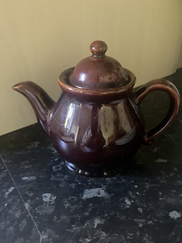 Brown vintage teapot small - brown,