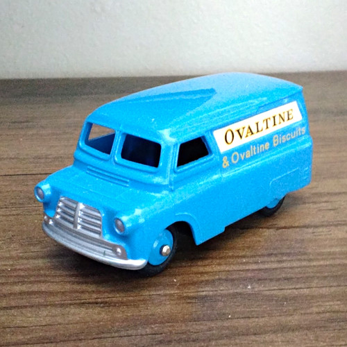 Dinky toys bedford - bedford, van