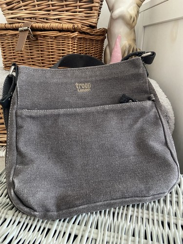 Troop london unisex crossbody - london,
