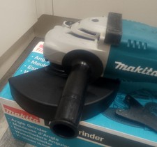 Makita GA9020 Angle Grinder