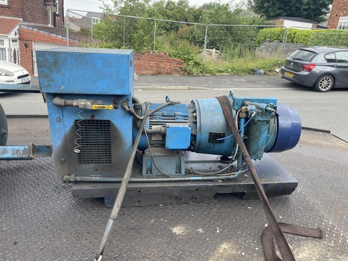 Hydrovane compressor with - compressor, air