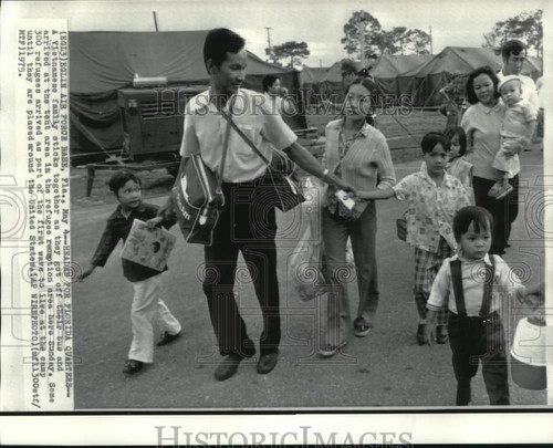 1975 press photo vietnamese - press,