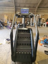 Life Fitness PowerMill Stair Climber with Discover SE3 Console + VIDEO INSIDE