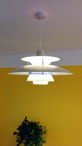 Midcentury white ph5 poul - white,